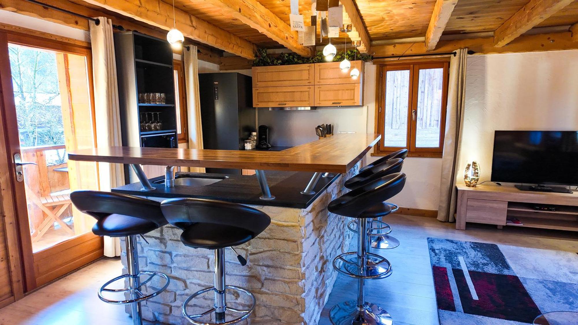 Apartment Le Grenier 1821 - Mini - Centre Village - Aravistour